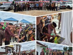 Kajati Kalbar Edyward Kaban, SH.MH, Resmikan Gedung Baru Kejaksaan Negeri Kapuas Hulu, Kamis, 23 Januari 2025