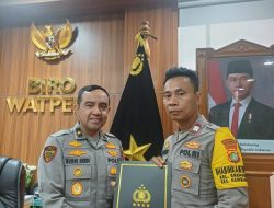 Aiptu Agus Riyanto Raih Penghargaan Oleh Kapolri Berkat Terobosan Pendidikan di Kampung Sawah Balong