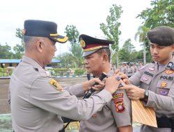 Kapolres Melawi Pimpin Upacara Kenaikan Pangkat Pengabdian Polri