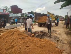 Anggota Polsek Simpang Hilir Laksanakan Pengecekan Jalan, Sejumlah Titik Ruas Jalan Provinsi Rusak Parah