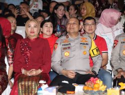 Kapolda Kalbar Hadiri Festival Lampion di Singkawang,