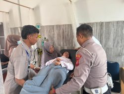 Luar Biasa, Respon Cepat Satlantas Polres Melawi Evakuasi Siswa MAN 1