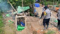 Jajaran Polres Ketapang Lakukan Himbauan dan Penertiban Tambang Liar Di Nanga Tayap
