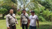 Ciptakan Situasi Desa Binaan Tetap Kondusif, Bhabinkamtibmas Polsek Kuala Behe Sambangi Warga Dialogis Kamtibmas