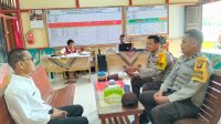 Pantau Pelaksanaan Program MBG Bhabinkamtibmas Laksanakan Pendataan Siswa di SD Negeri 