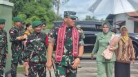 Pangdam XII/Tpr Kunjungi Satgas Pamtas RI-MLY Yonzipur 5/ABW