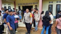 Kegiatan ADMINDUK di Desa Aur Sampuk Berjalan Lancar dengan Pengamanan Polsek Sengah Temila