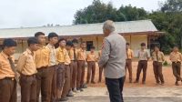 Polisi Mitra Sekolah, Kanit Binmas Polsek Simpang Hulu Sosialisasikan Kenakalan Remaja Dan Bahaya Narkoba Di SMPN 06 