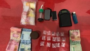 Polres Ketapang Bekuk Pengedar Narkoba di Desa Sukabangun