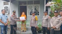 Polsek Kembayan Salurkan Bantuan Sosial Kepada Warga Kurang Mampu di Bulan Suci Ramadhan 1446 H
