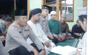 Kapolres Ketapang dan Warga Desa Kali Nilam Laksanakan Sholat Subuh Berjamaah dan Tadarus Al-Qur’an