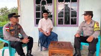 Kapolsek Sungai Betung IPDA Maulana Lakukan Silaturahmi ke Tokoh Agama di Bulan Ramadhan