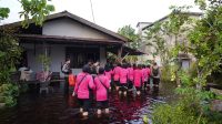 Peduli Korban Banjir, Kapolda Kalbar dan Ketua PD Bhayangkari Polda Kalimantan Barat, Gerak cepat Salurkan Bantuan