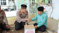 Jumat Berkah Ramadhan, Kapolres Ketapang Berbagi Bansos Kepada Panti Asuhan dan Pondok Pesantren
