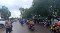 Laksanakan Pengamanan Pasar Juadah Ramadhan, Personil Polres Ketapang Pastikan Arus Lalu-lintas Berjalan Lancar