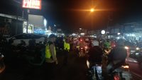 Operasi Ketupat Kapuas 2025 Polresta Pontianak Anggota Pos Pam Kota Baru Melaksanakan Pengaturan Lalu Lintas agar tetap lancar