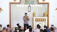 SAFARI SHOLAT JUMAT KAPOLRES LANDAK & SILAHTURAHMI DENGAN TOKOH AGAMA, TOKOH MASYARAKAT.