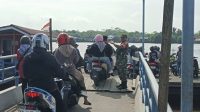 Babinsa Pastikan Warga Aman Saat Arus Mudik Lebaran