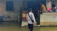 Banjir Rendam Puluhan Rumah di Kecamatan Beduai, Kapolsek Imbau Warga Waspada dan Siaga Evakuasi