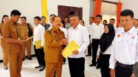 Bupati Sanggau Kukuhkan 37 Anggota BPD Sekecamatan Entikong