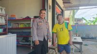 Sambangi Warga Kanit Binmas Polsek Kuala Behe Sampaikan Pesan Kamtibmas