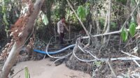 Polsek Mandor Bersama Aparat Desa Himbau Warga Cegah Aktivitas PETI di Kerohok