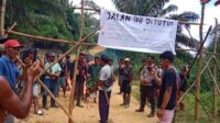 Polsek Dedai Kawal Warga Portal Jalan Menuju PT. BSL
