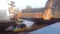 Tongkang CPO Serempet Dermaga Speedboat di Sukamara,  Spit Boat Warga Rusak