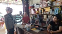 Waspada Aksi Premanisme, Patroli Polsek Kuala Behe Sambangi Pusat Pembelanjaan Dan Beri Himbauan