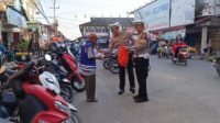“Jumat Berkah, Satlantas Polres Sambas Salurkan Bantuan untuk Masyarakat”