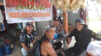 Gelar Jumat Curhat PS. Kanit Propam Polsek Menjalin dengarkan keluhan masyarakat