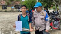 Polsek Sengah Temila Gelar Razia Knalpot Brong di SMAN 1 Sengah Temila, Puluhan Pelajar Tertibkan Kendaraan
