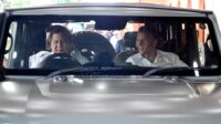 Saat Presiden Prabowo Kemudikan Sendiri Kendaraan Bersama Presiden Macron Menuju Gedung Graha Utama Akmil Magelang