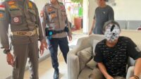Patroli Polsek Pontianak Kota Amankan Pria Diduga Mencuri Papan Belian di Gedung Kosong