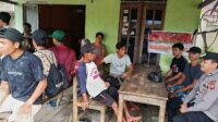 Polsek Menjalin gelar Giat Jumat Curhat Sambangi Masyarakat Desa Menjalin