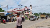 Rutin Namun Prioritas, Polres Sekadau Atur Arus Lalin Saat Ibadah Minggu