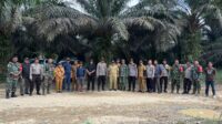 Selang Aktivitas PETI Yang Mengganggu Jalan Umum Bersama 3 Pilar Di Sagatani Singkawang Selatan