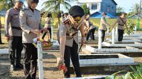 Jelang Peringatan Hari Bhayangkara ke-79, Polres Ketapang Laksanakan Ziarah dan Tabur Bunga di TMP Tanjungpura Ketapang