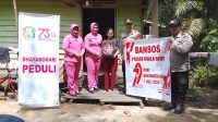 Sambut Hari Bhayangkara Ke-79, Polsek Kuala Behe Laksanakan Bakti Sosial