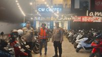 Lakukan Patroli Malam Hari Untuk Menekan Angka Kriminalitas Di Wilayah Hukum Polsek Ngabang