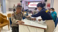 Polres Sintang Gelar Aksi Donor Darah Peringati Hari Bhayangkara Ke-79