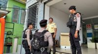 Kanit Pamobvit Sat Samapta Polres Ketapang Pimpin Patroli di Pusat Kota Ketapang