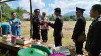 Peringati HUT Bhayangkara Ke-79, Polsek Mempawah Hulu Gelar Syukuran di lahan demplot