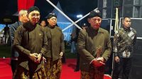 Gelar Wayang Kulit Amartha Binangun, Kapolri Sempat Berduet dengan Ketua MA