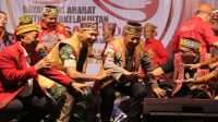 Kapolres Sanggau Hadiri Penutupan Gawai Adat Dayak Nosu Minu Podi XXI: Wujud Kolaborasi Lestarikan Budaya dan Jaga Harmoni