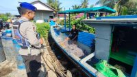 Personel Sat Polairud Polres Ketapang Himbau Nelayan Pesisir Jaga Keselamatan dan Waspada Tindak Kriminalitas