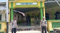 Samapta Polsek Menyuke Lakukan Pengamanan Sholat Pada Hari Jum’at