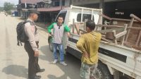 Sambangi Warganya Dalam Kegiatan Patroli siang, Inilah Yang disampaikan Oleh Polisi