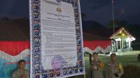 Cegah Karhutla, Polsek Sengah Temila Pasang Banner Maklumat Kapolda di Depan Mako