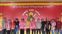 Kapolres Singkawang Jalin Silaturahmi dengan Dewan Adat Dayak, Perkuat Sinergi untuk Kota yang Aman dan Harmonis